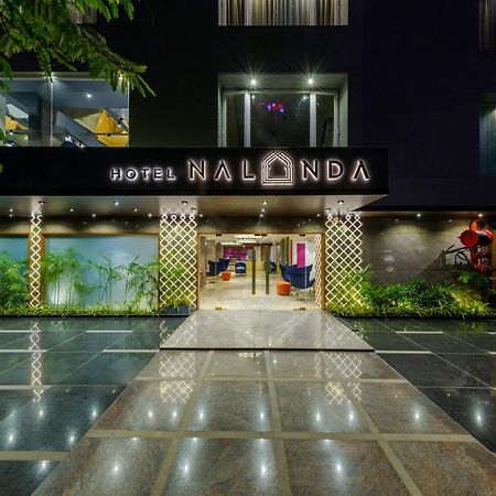 אחמדאבאד Hotel Nalanda מראה חיצוני תמונה