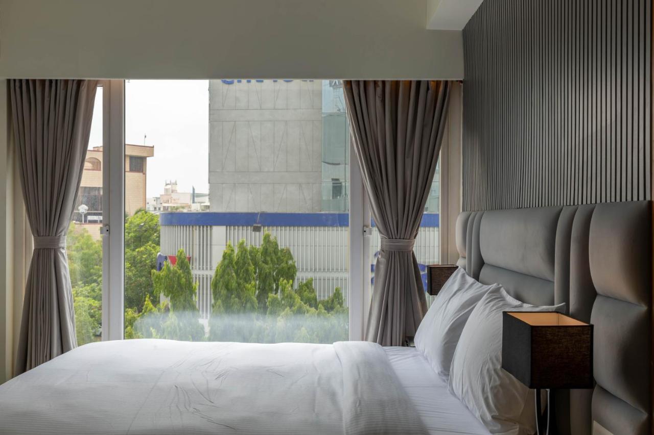 אחמדאבאד Hotel Nalanda מראה חיצוני תמונה