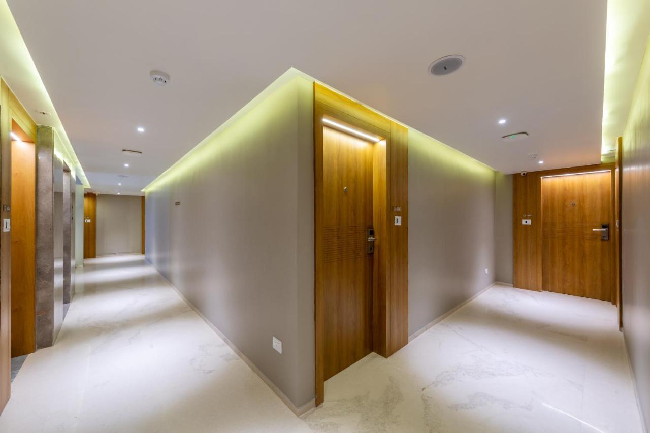 אחמדאבאד Hotel Nalanda מראה חיצוני תמונה