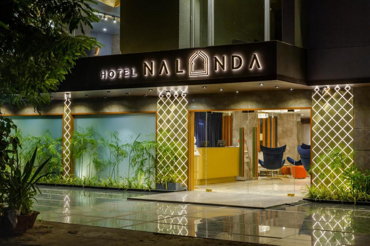 אחמדאבאד Hotel Nalanda מראה חיצוני תמונה