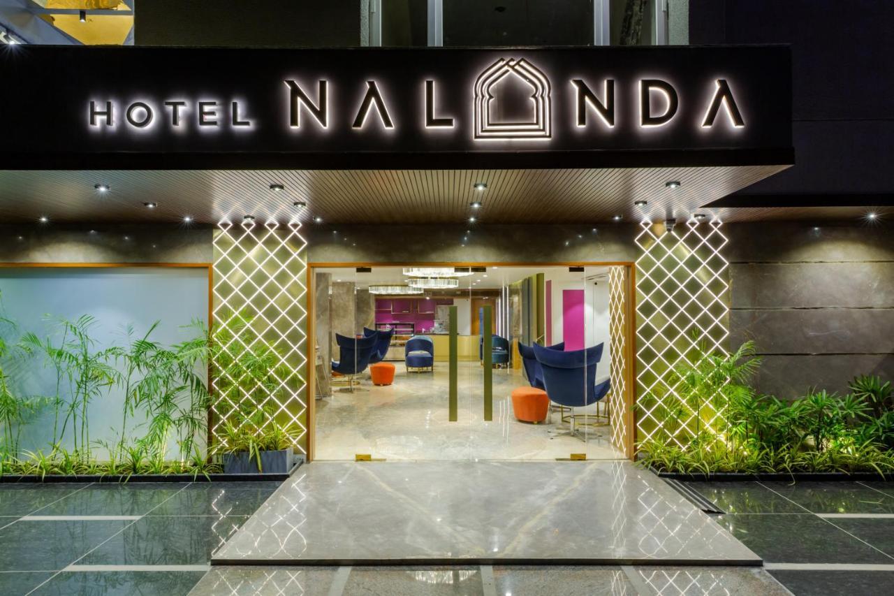 אחמדאבאד Hotel Nalanda מראה חיצוני תמונה